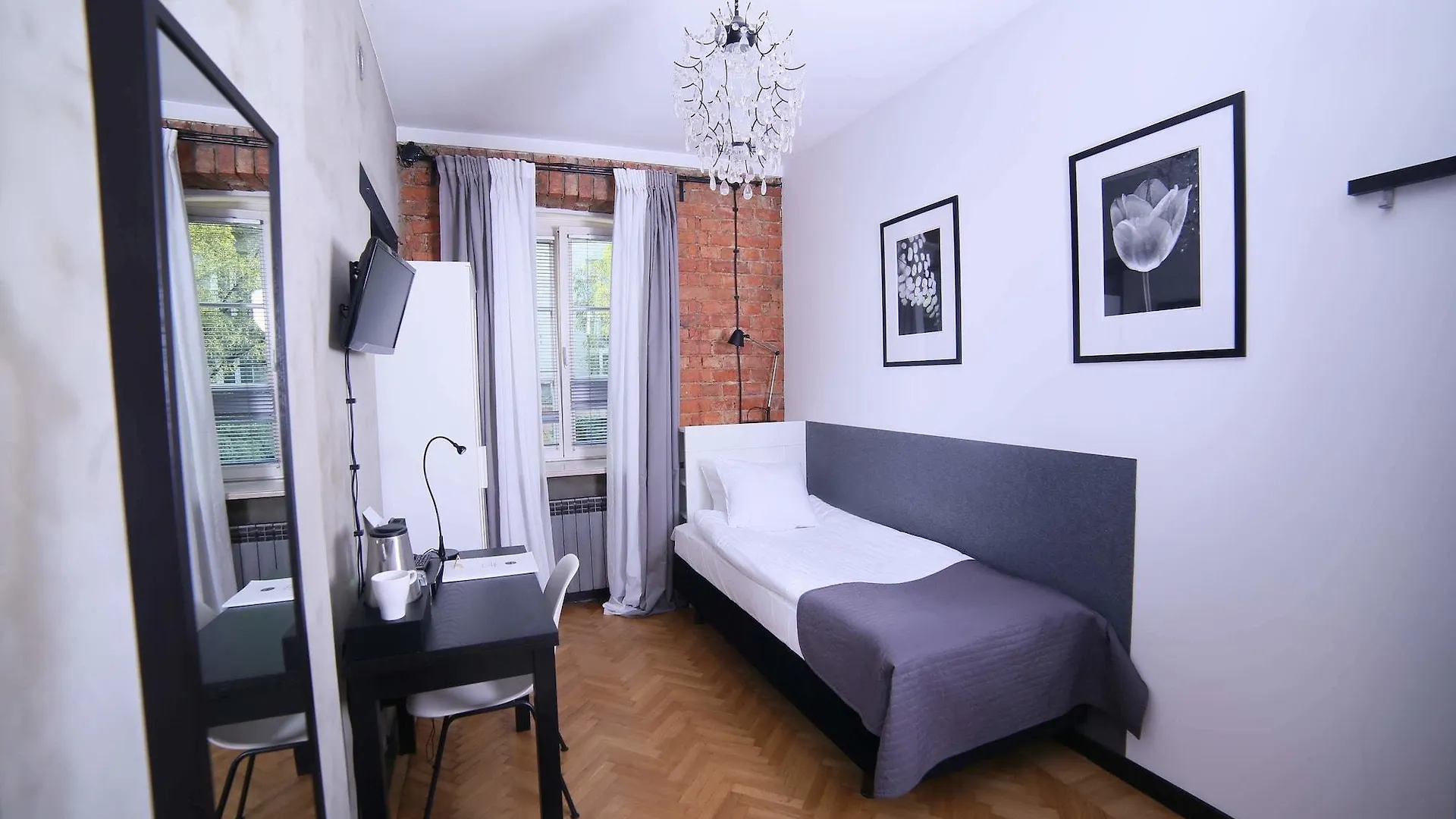 *** Hotel Arthotel Stalowa 52 Varsovia Polonia